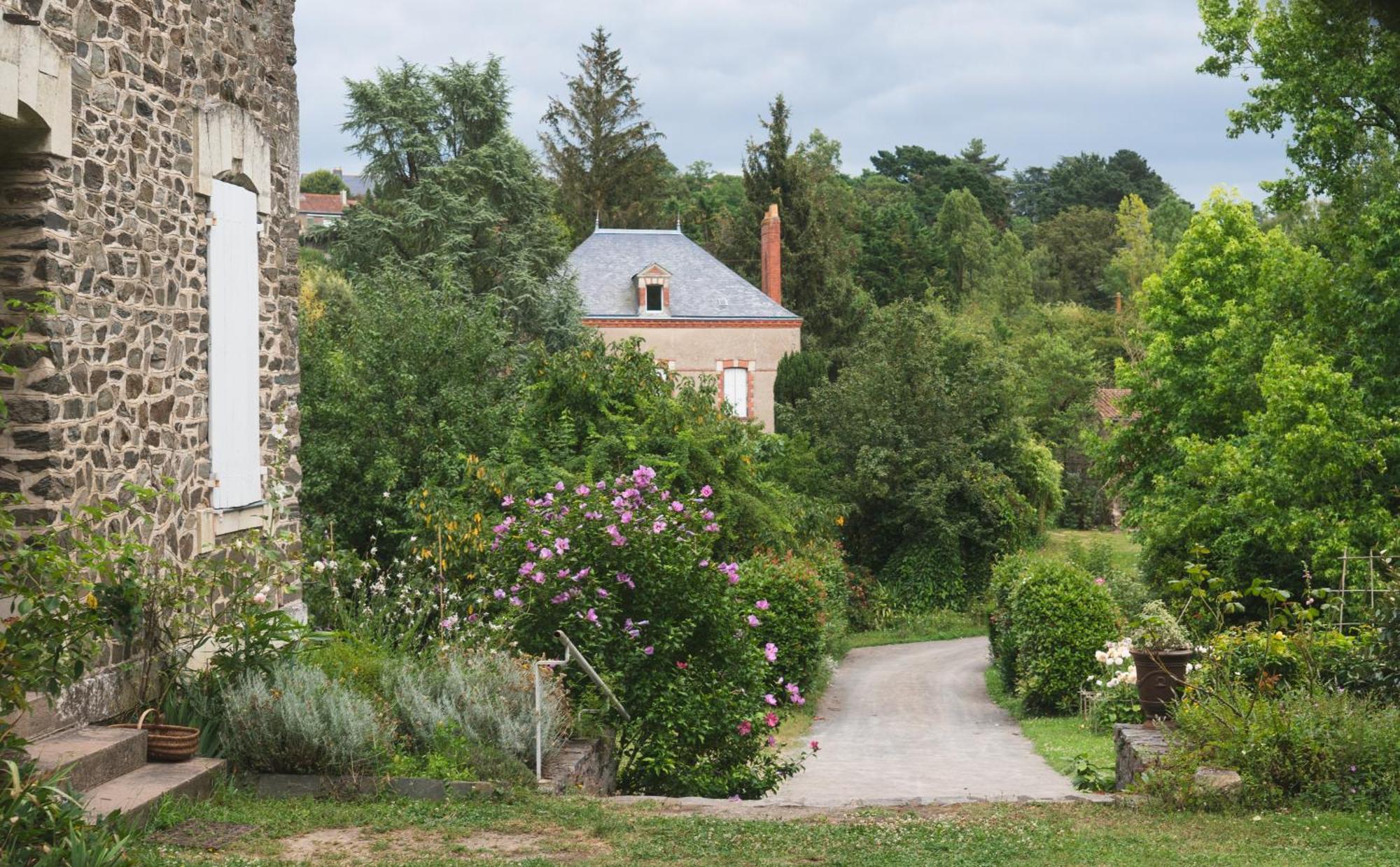 Maison D'Hotes La Bien-Aimee Montrevault ภายนอก รูปภาพ