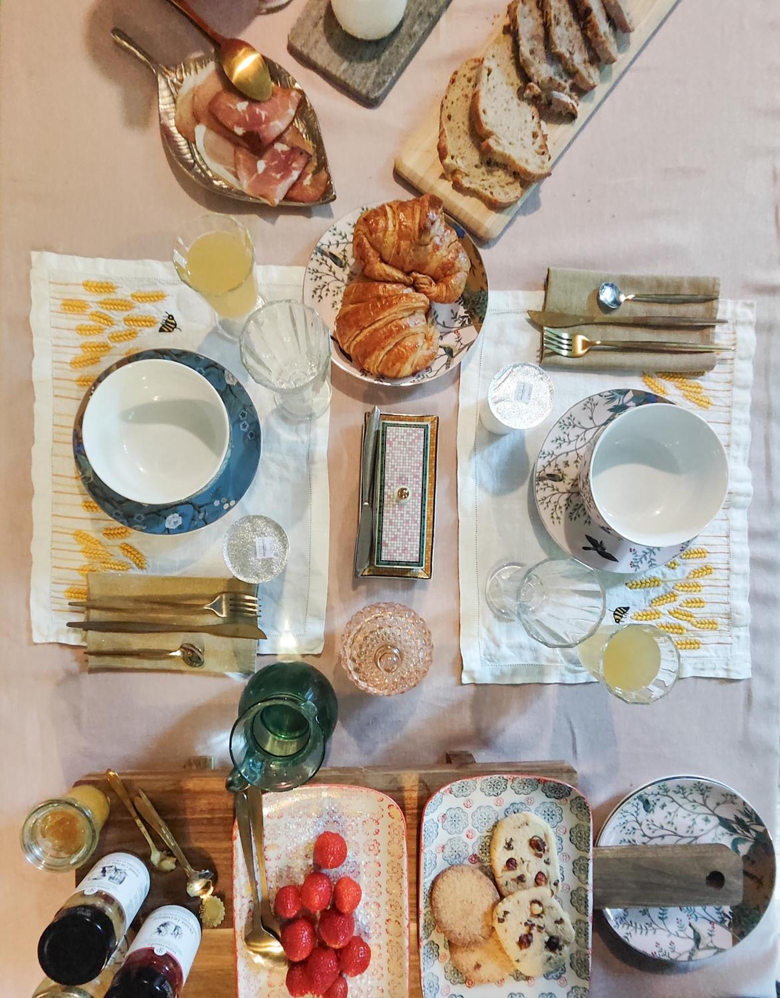 Maison D'Hotes La Bien-Aimee Montrevault ภายนอก รูปภาพ